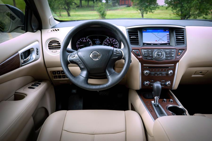 Торпедо Nissan Pathfinder (R52) 2016 года  (NA) (фото 35 из 41)